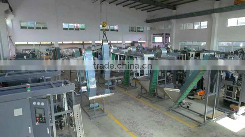 Max Production Capacity 5600 bot/h QCS Stresh PET Blow Moulding Machine