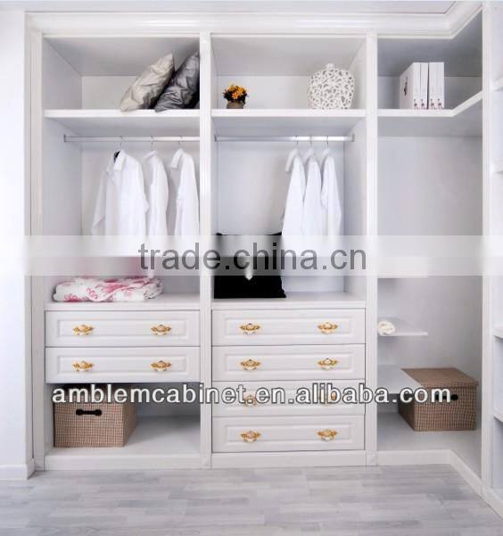 White Lacquer wardrobe