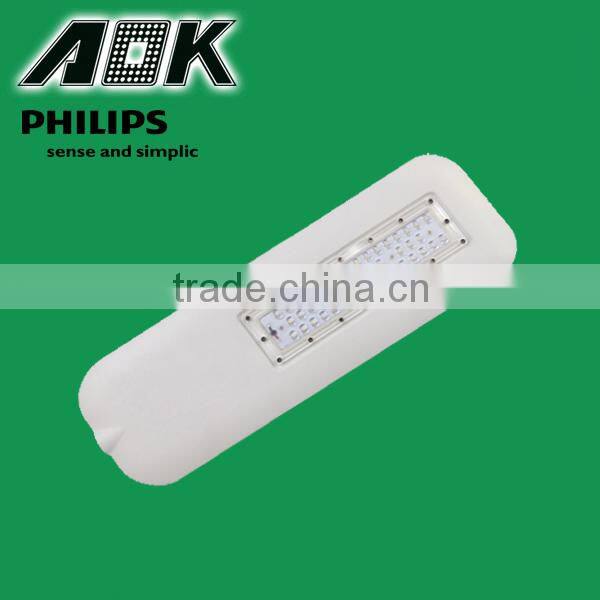 Long Span Waterproof IP66 LED Street Light