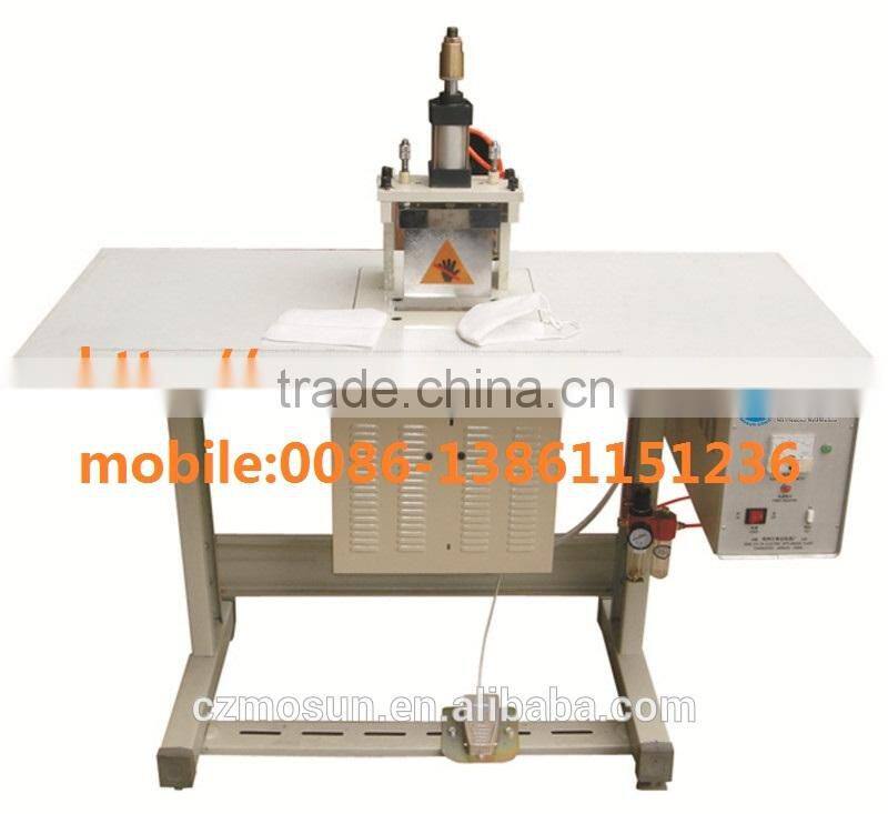 Ultrasonic non-woven shopping bag making machine
