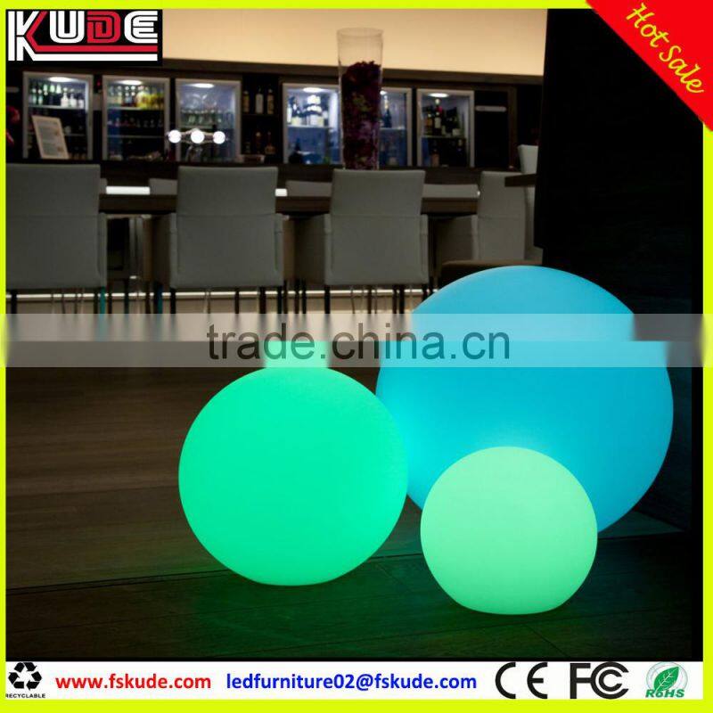 IP68 waterproof pool floating LED light ball with colors changing