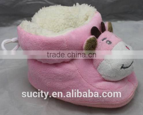 wool feel fabric newborn baby moccasin shoe pattern in animal shape