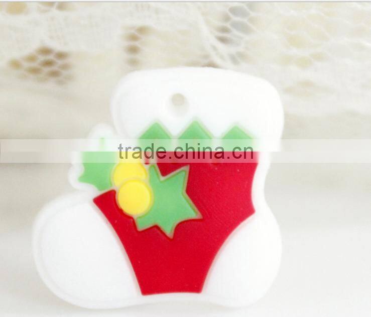Wholesale christmas gifts 2015 resin Rainbow charms christmas decorations made in china