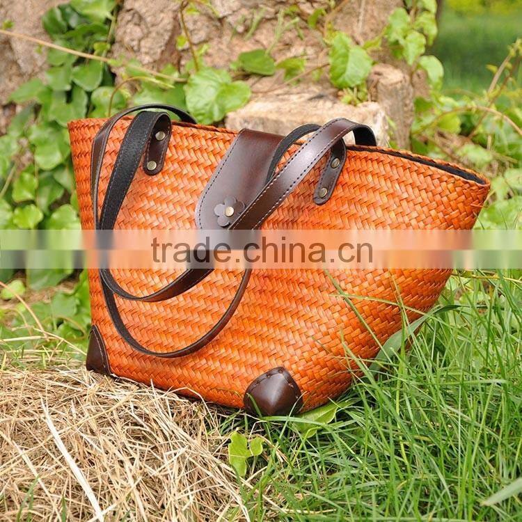 Hot selling handbag straw thailand handmade straw bag for women vacation beach bag