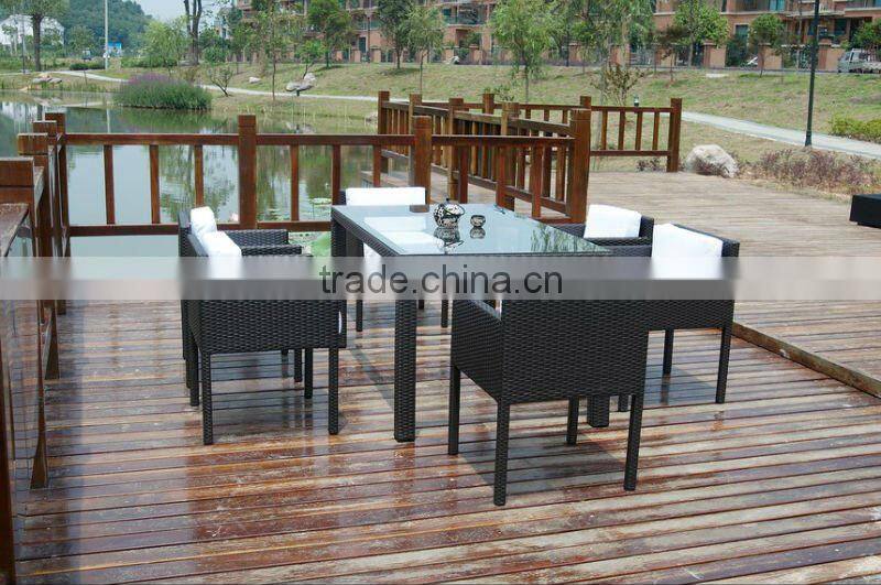 Durable Outdoor Rattan Furniture Table New T-106
