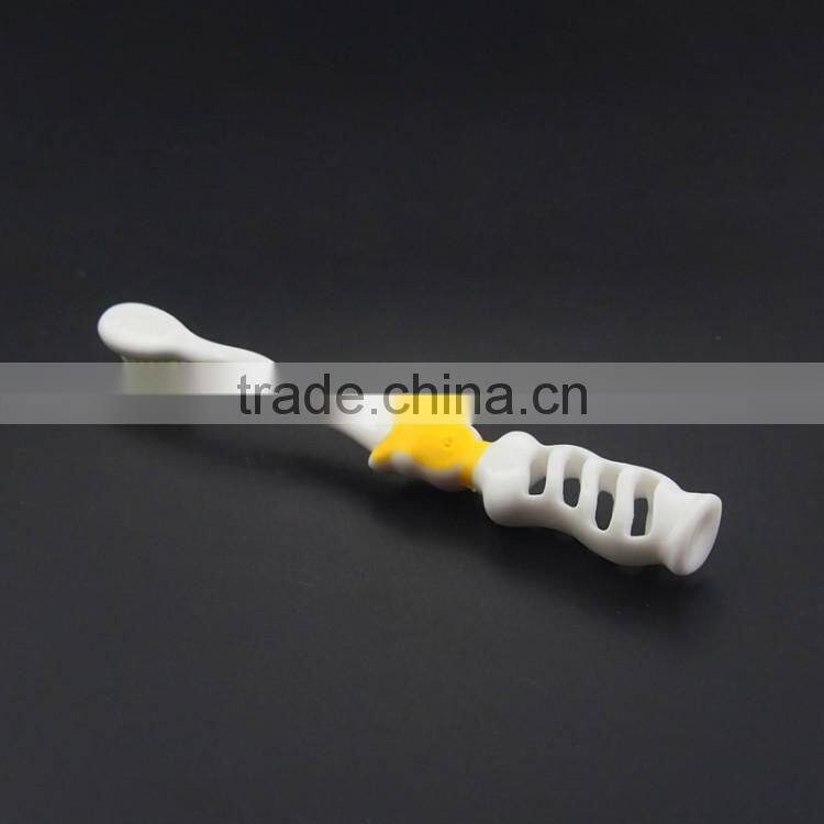 2017 Hot Sale Personalized Toothbrush For Kids Dog Shape Handle Soft Bristle Toothbrush Oral Care