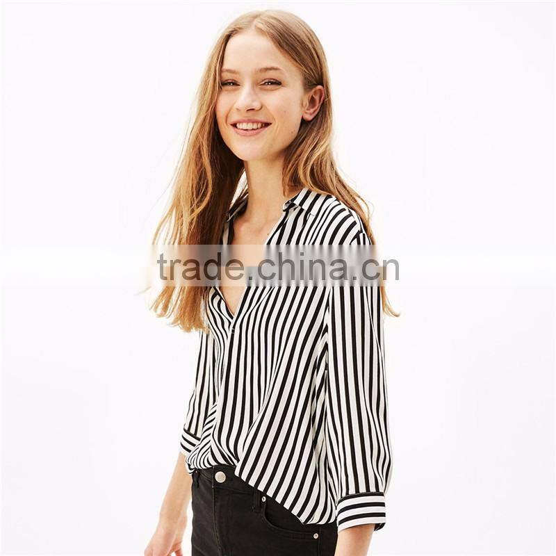 2017 OEM spring v neck cutting latest custom shirt women designs