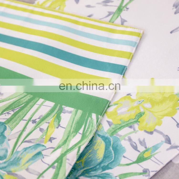 Printed floral pattern decorative table runner for outdoor