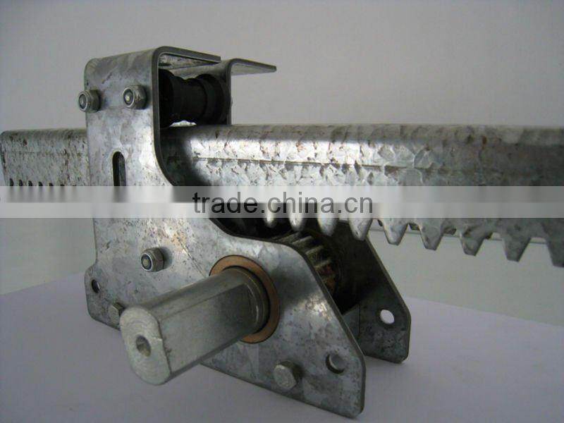 Style A shading rack & pinion for greenhouse