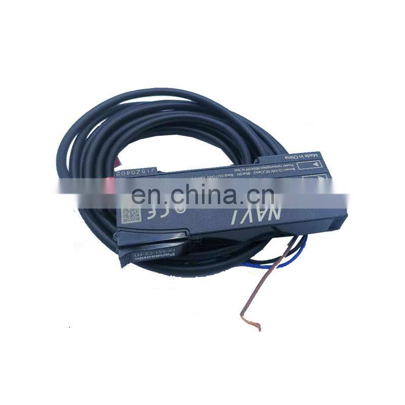 New Omron Fiber optic amplifier omron fibre optic e32-tc200 -11-1 111