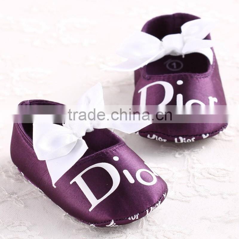 new style hot sale dot cheap lovely lace baby shoes