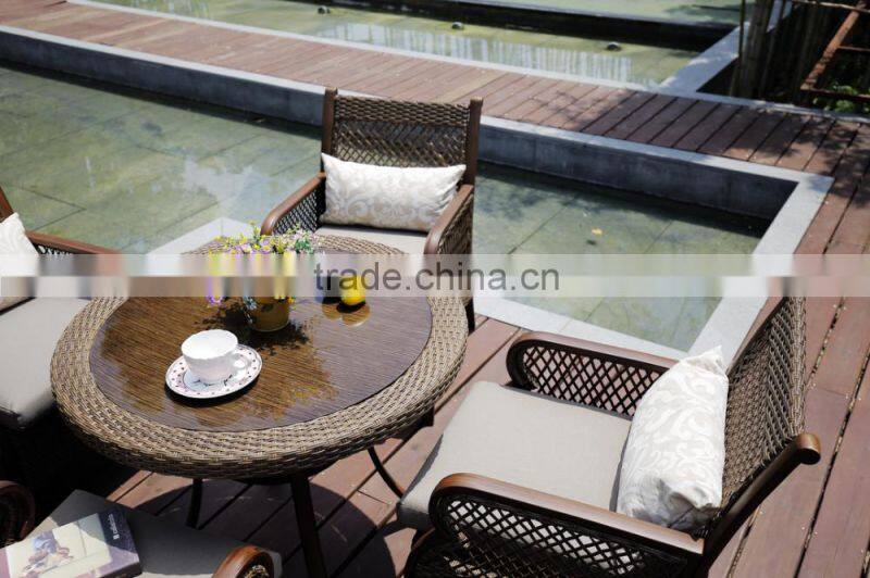Wholesale Excellent Waterproof Garden Outdoor Wicker Furniture Table Set