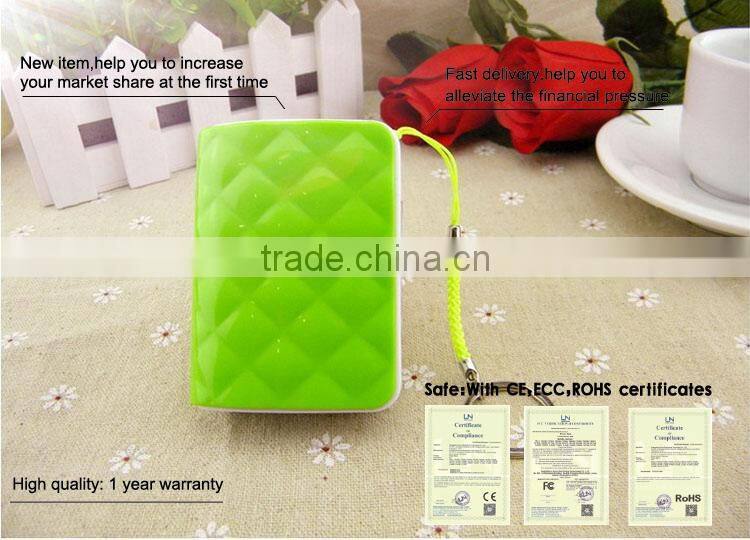 Business style 5200mah 4 LED indicator camping power bank for business gifts