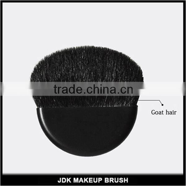 Plastic Handle Brush Half Moon Compact Makeup Brush Goat Hair Brush