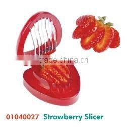 01040027 Strawberry Slicer
