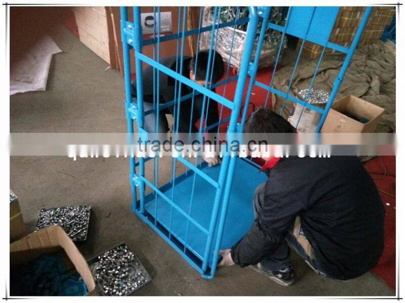 Foldable supermarket roll container