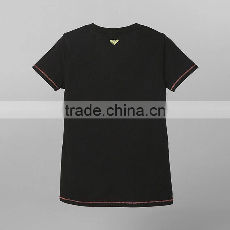 women's v-neck letter print tshirt