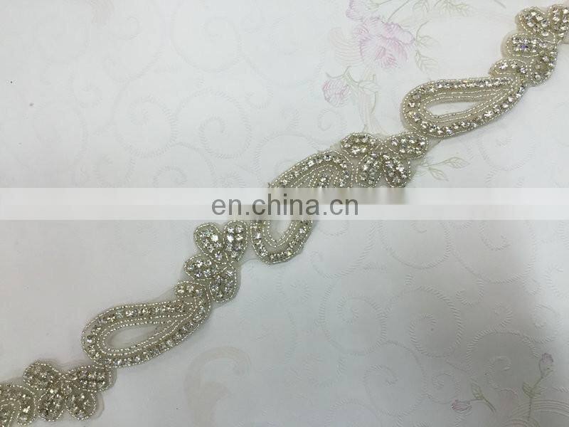 2016 Hot Fix Motif Bridal Wedding Dress Accessories Crystal Bridal Applique Trim