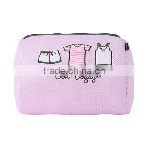 YIWU RODA 100% polyester high quality of sandwich mesh embroidery folding laundry bag