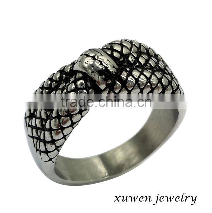2016 wholesale OEM enamel stainless steel men skull ring