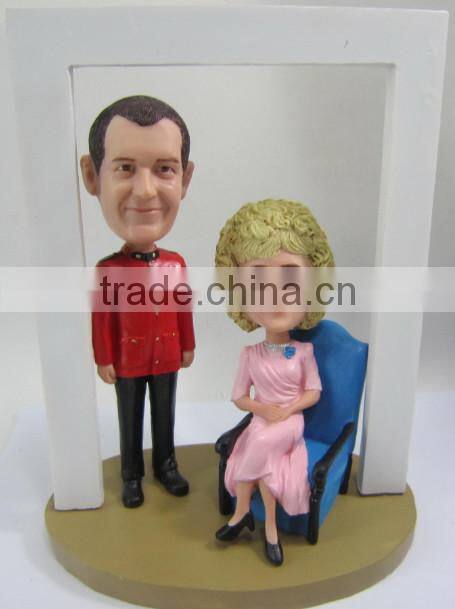 3D Polyresin Old couple wedding souvenir figurine for home decoration