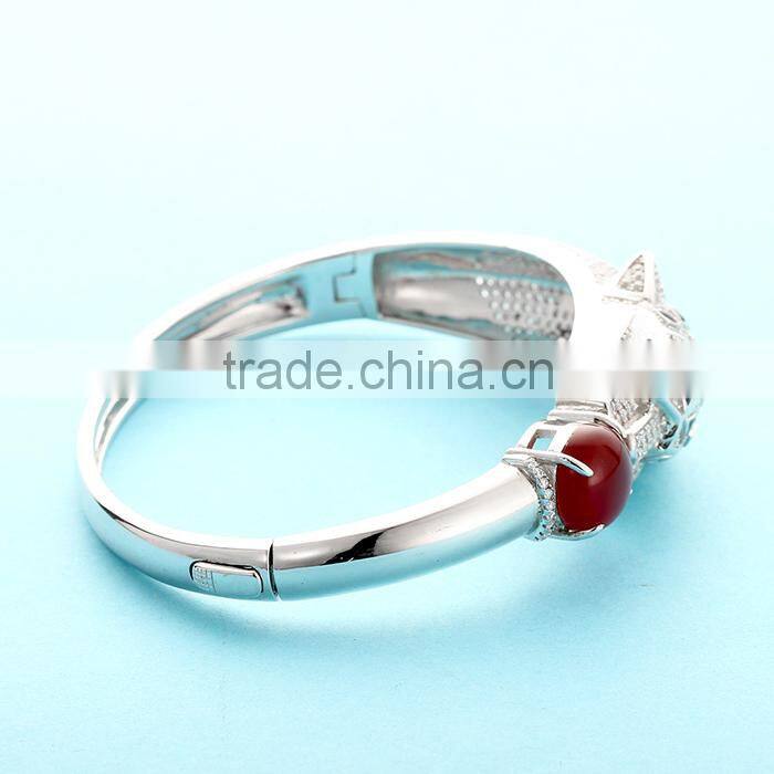 925 Sterling Silver Crystal Liod Head Bangle Bracelet SBG425W
