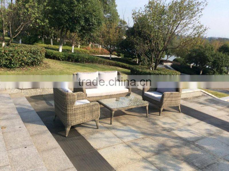 Comfortable Best Selling Wicker Outdoor Furniture Sofa Set in Garden