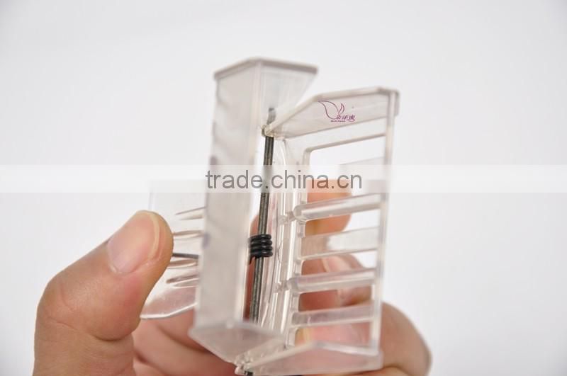 New Product Clip Type Beekeeping Tool Plastic Queen Catcher