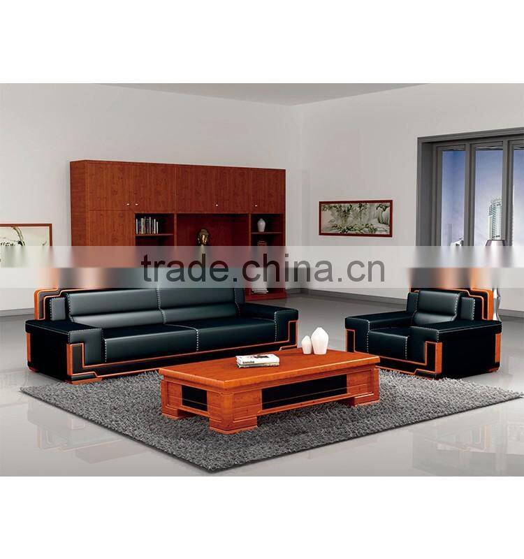 China Furniture Solid Wood Frame Traditional Leather Living Room Sofa
