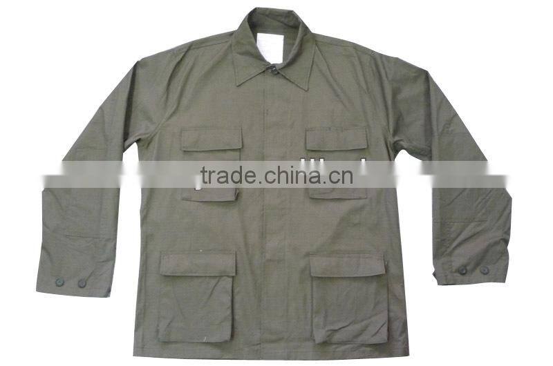 100% cotton Olive green tactical BDU uniform with button closure 4 front pockets and turn-down collar