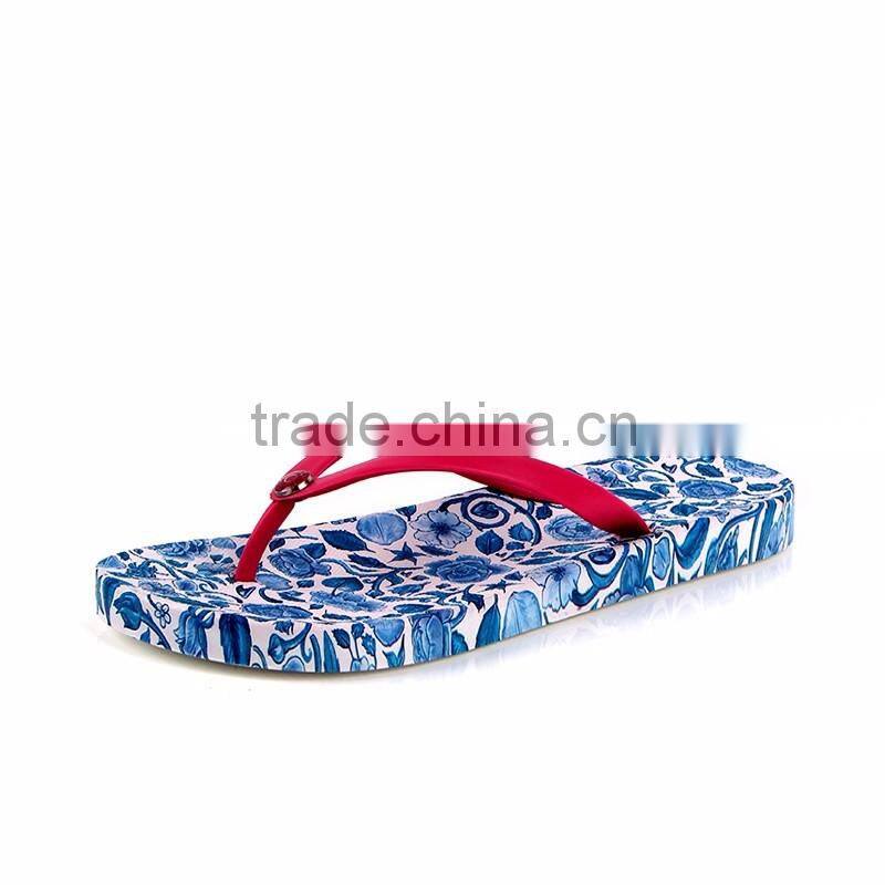2016 cheap beautiful blue flower heat printing ladies doube sole summer flip flops for beach walk