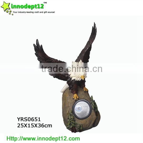 2015 lovely christmas figurine solar light garden decoration