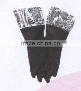 cuff-lengthened household latex gloves