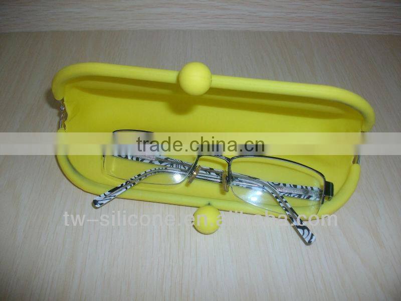 party favor eye-glasses bag popular silicone eye-glasses bag multifunctional