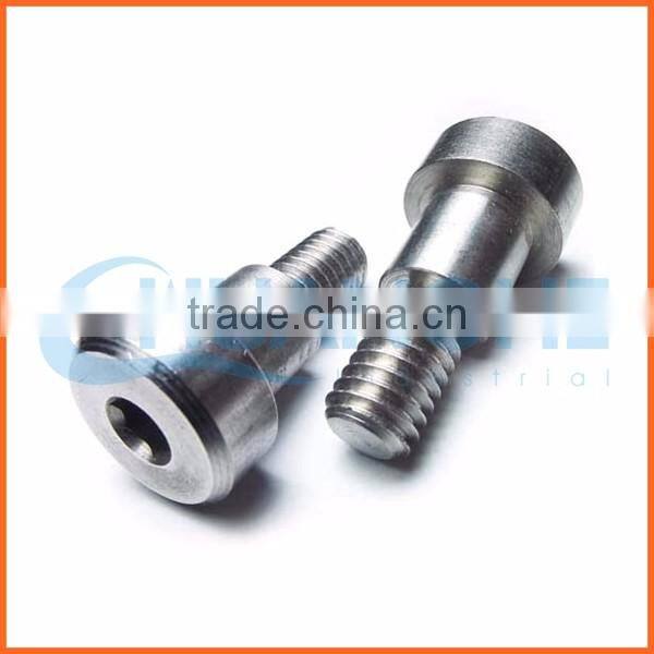 alibaba high quality m2.5x6 shoulder screw