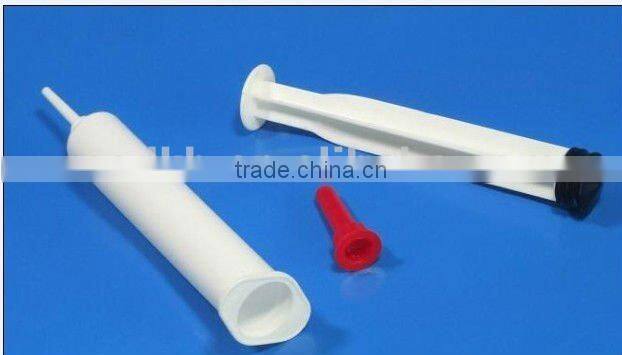 Syringe with catheter tip