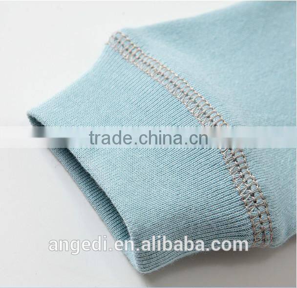 Flatlock baby sweatshirt