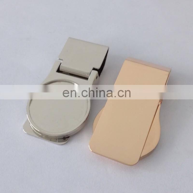 custom golf cock shape hat clip in die struck process and soft enamel technique hat clip