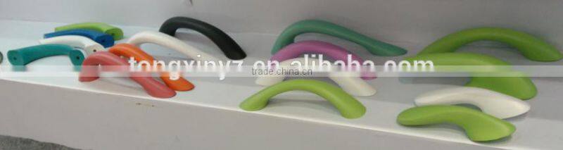 Promotional trendy pu foam bath handle