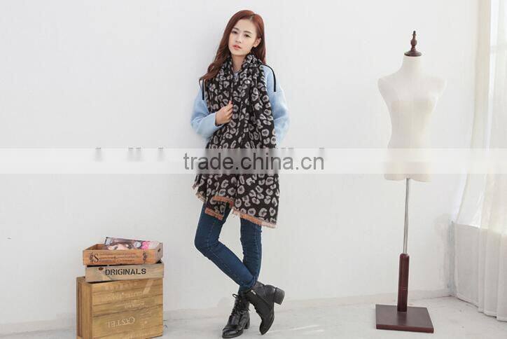 New Design Fashion Winter Wool Cashmere Pashmina Leopard Jacquard Ladies Stole Shawl Scarf
