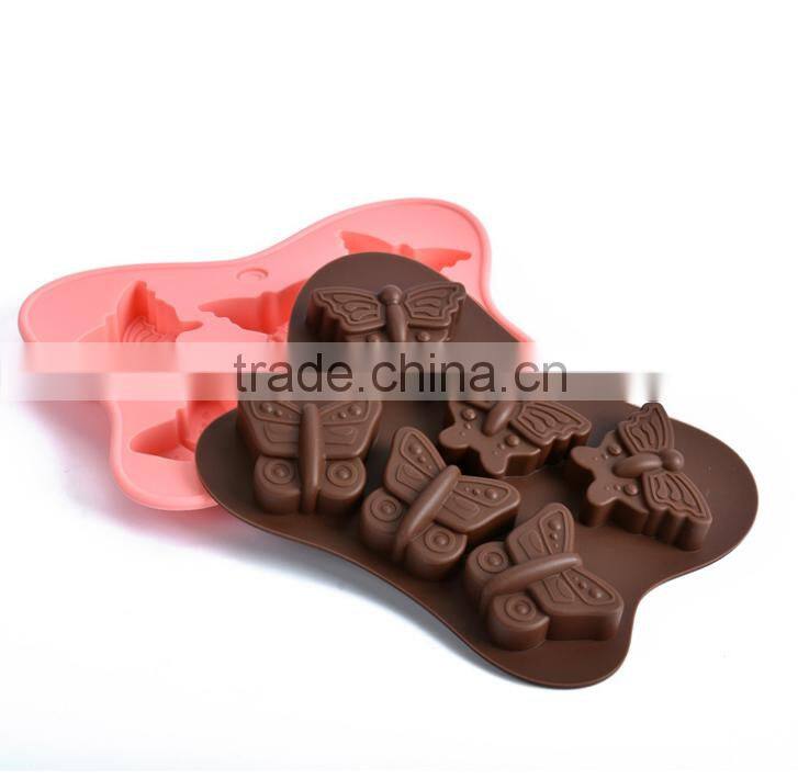 Music note shaped mini silicone ice cube tray