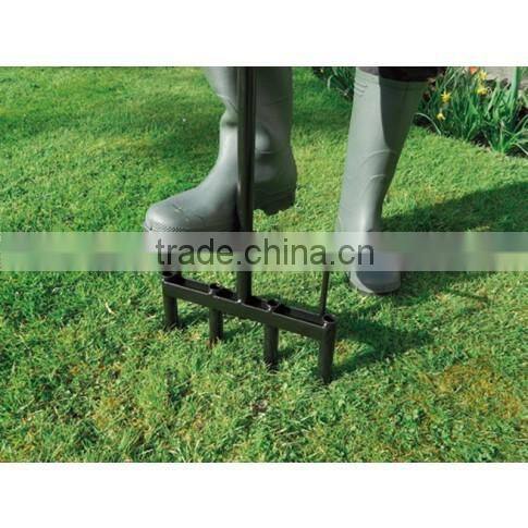 Manual hollow tine lawn spike aerator 5 tines