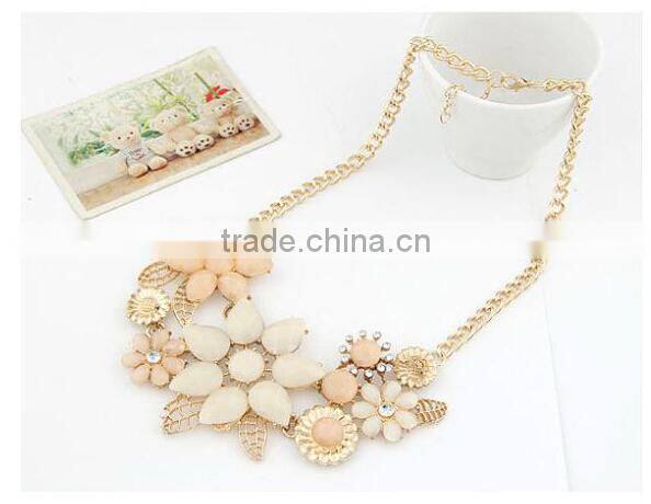 Resin Flower Vintage Choker Collar Pendant Statement Necklace Women Necklaces & Pendants Fashion Necklaces for Women 2014