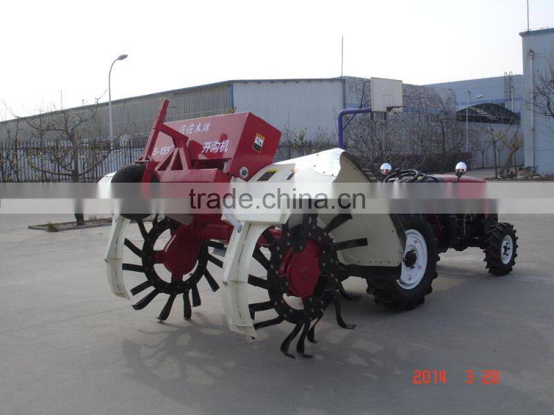 Deep ditcher and trenchers