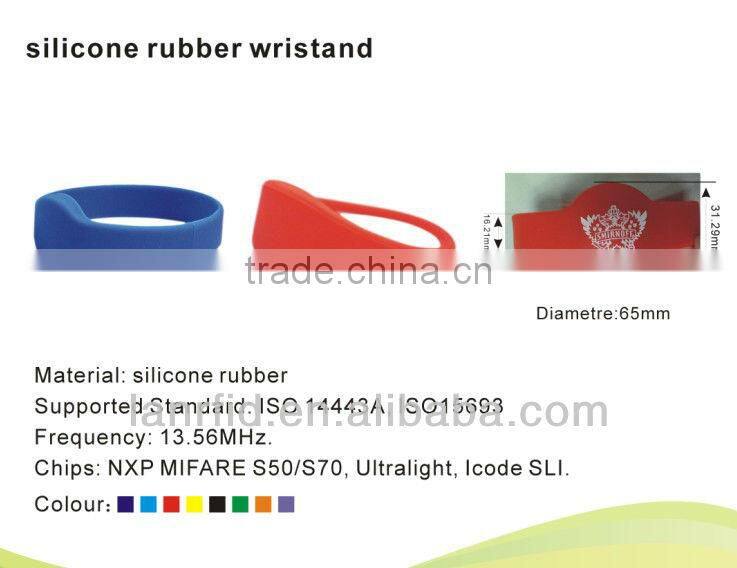 Customized waterproof 125KHz silicone wristband