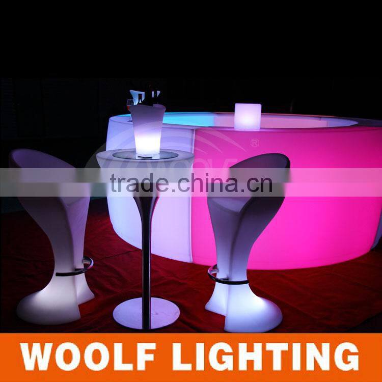 Outdoor Rotating Plastic Bar LED Furniture Lighting
