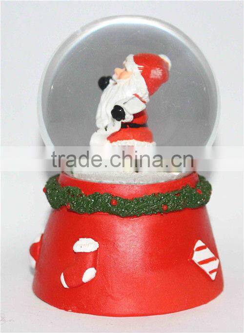 Resin christmas snow globe decoration