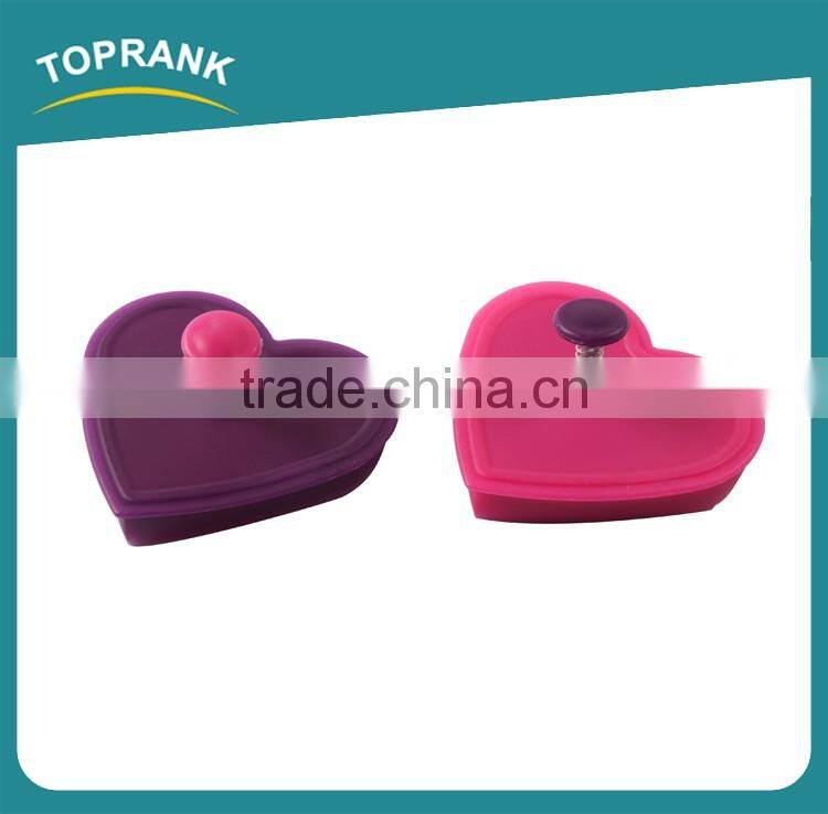 Toprank Wholesale PP Plastic Factory Custom Heart Shaped Bakeware Biscuit Cutter Cookie Cutter Embossed