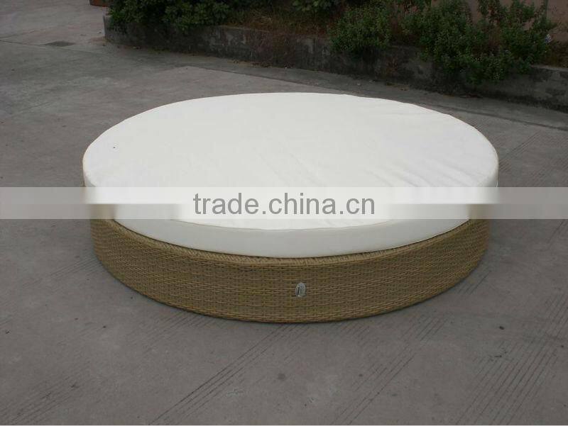 Cheap outdoor rattan round bed