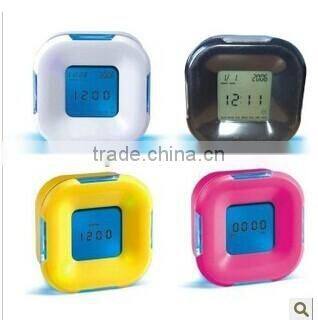 colour changing light turn 'N' change clock